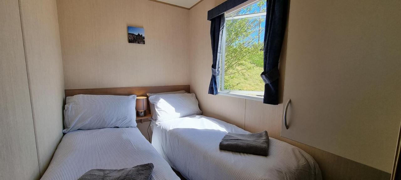 Holiday Caravan, Sleeps 6 - Hastings Holidays Hollington  エクステリア 写真