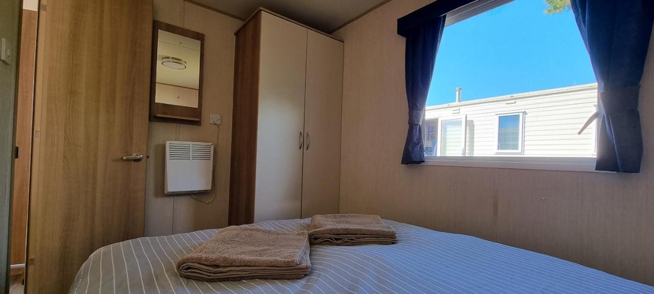 Holiday Caravan, Sleeps 6 - Hastings Holidays Hollington  エクステリア 写真