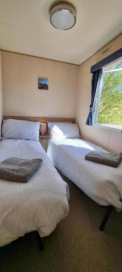 Holiday Caravan, Sleeps 6 - Hastings Holidays Hollington  エクステリア 写真